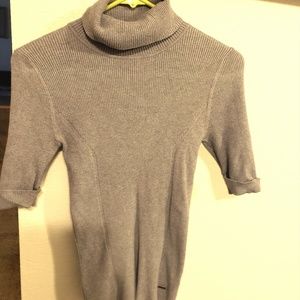 WHBM 1/2 sleeve Sleeve Heather Gray Turtleneck